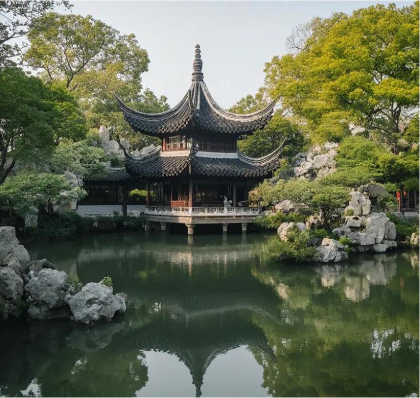 鞍山雨真房地产有限公司